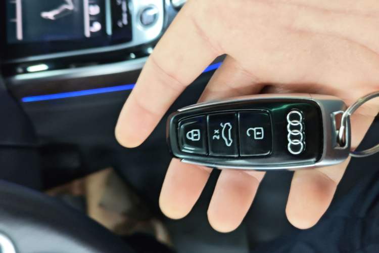 Used Audi A8 2024 A8L 55 TFSI quattro Flagship Model Vehicle Key