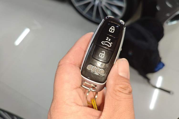 Used Audi A8 2024 A8L 50 TFSI quattro Prestige Edition Vehicle Key