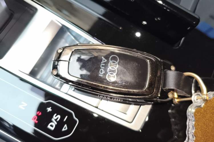 Used Audi A8 2024 A8L 45 TFSI quattro Luxury Model Vehicle Key