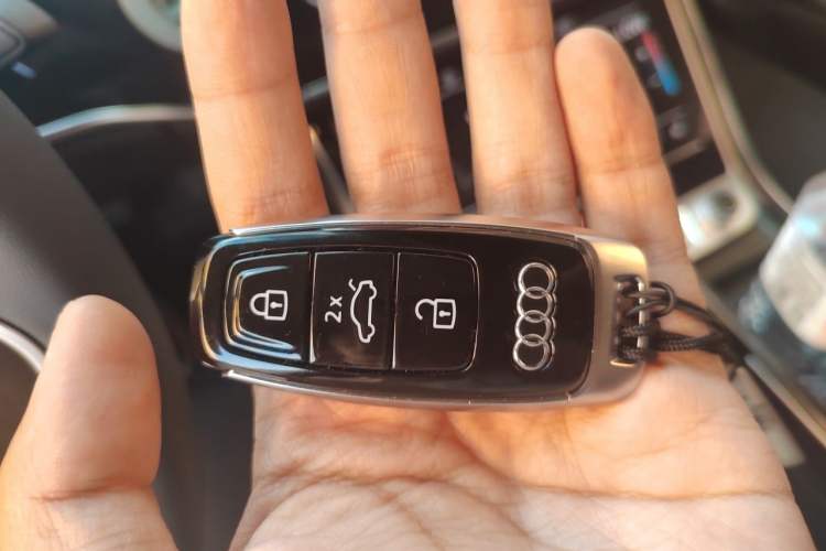 Used Audi A8 2024 A8L 50 TFSI quattro Prestige Edition Vehicle Key
