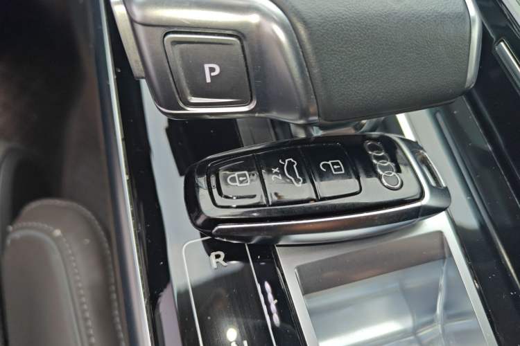 Used Audi A8 2024 A8L 55 TFSI quattro Flagship Model Vehicle Key