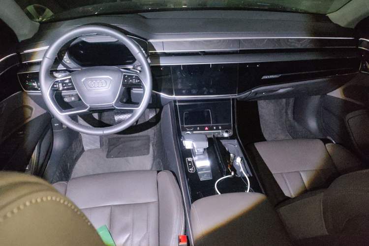 Used Audi A8 2025 A8L 45 TFSI quattro Luxury Model Center Console