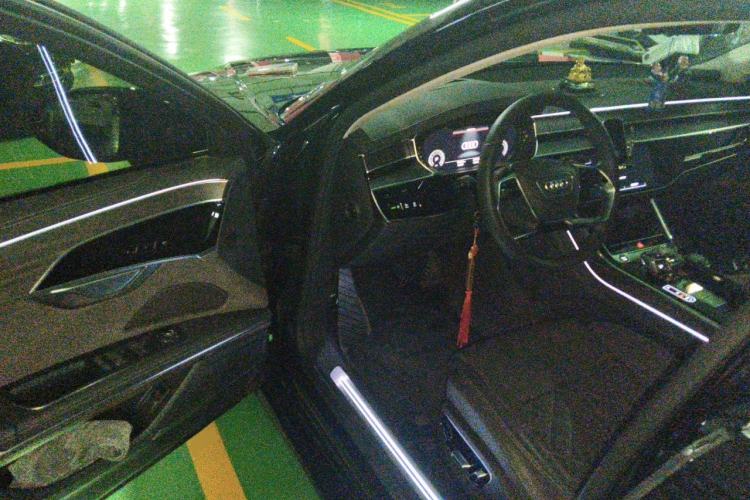 Used Audi A8 2025 A8L 55 TFSI quattro Flagship Model Driver Seat