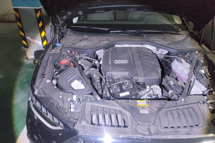 Used Audi A8 2025 A8L 45 TFSI quattro Luxury Model Engine Bay Right