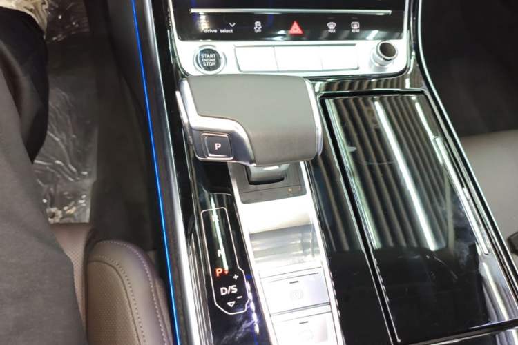 Used Audi A8 2025 A8L 45 TFSI quattro Luxury Model Gear Lever