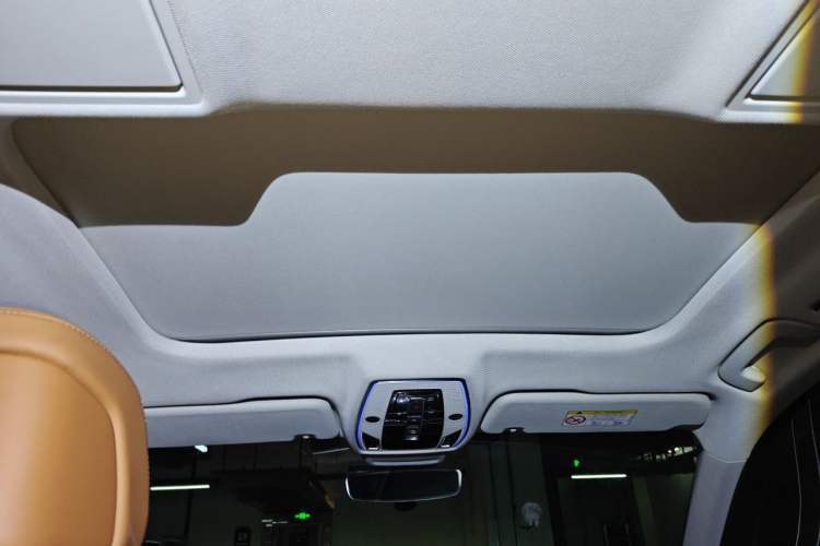 Used Audi A8 2025 A8L 45 TFSI quattro Luxury Model Headliner