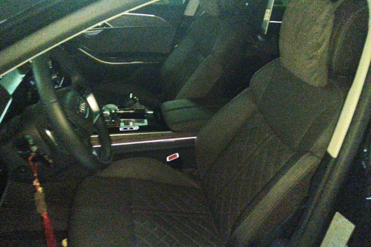 Used Audi A8 2025 A8L 55 TFSI quattro Flagship Model Left Front Seat