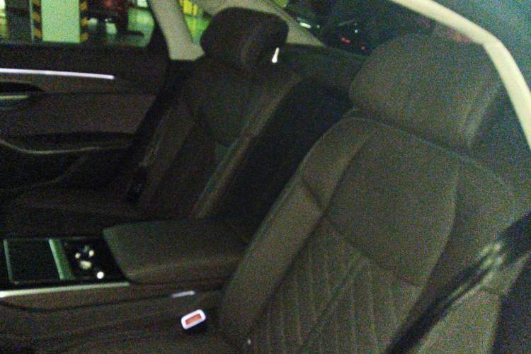 Used Audi A8 2025 A8L 55 TFSI quattro Flagship Model Left Rear Seat