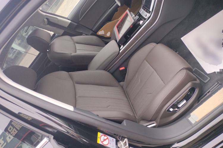 Used Audi A8 2025 A8L 45 TFSI quattro Luxury Model Right Front Seat