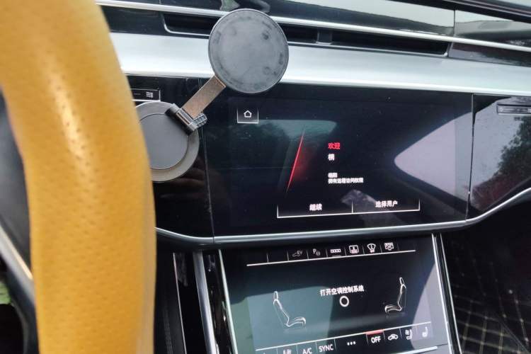 Used Audi A8 New Energy 2021 A8L 60 TFSIe quattro Audio And AC Panel