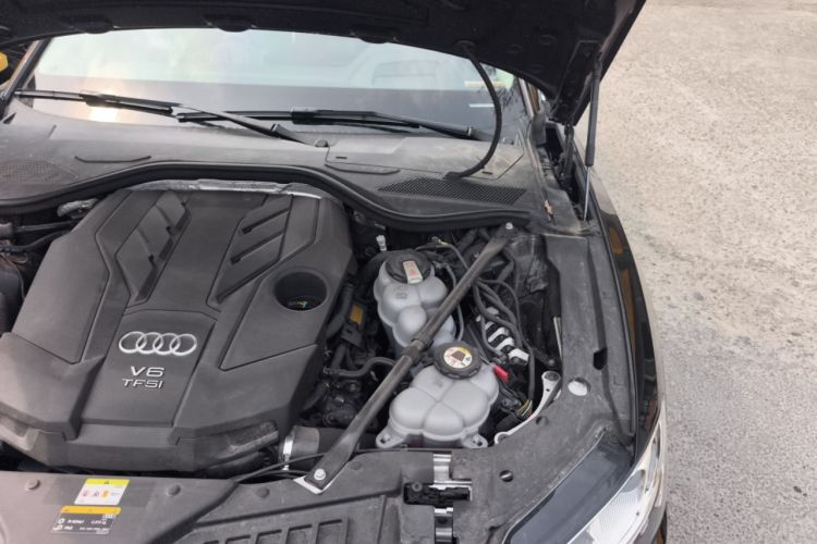 Used Audi A8 New Energy 2021 A8L 60 TFSIe quattro Engine Bay Left