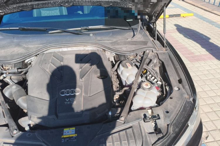 Used Audi A8 New Energy 2021 A8L 60 TFSIe quattro Engine Bay Left