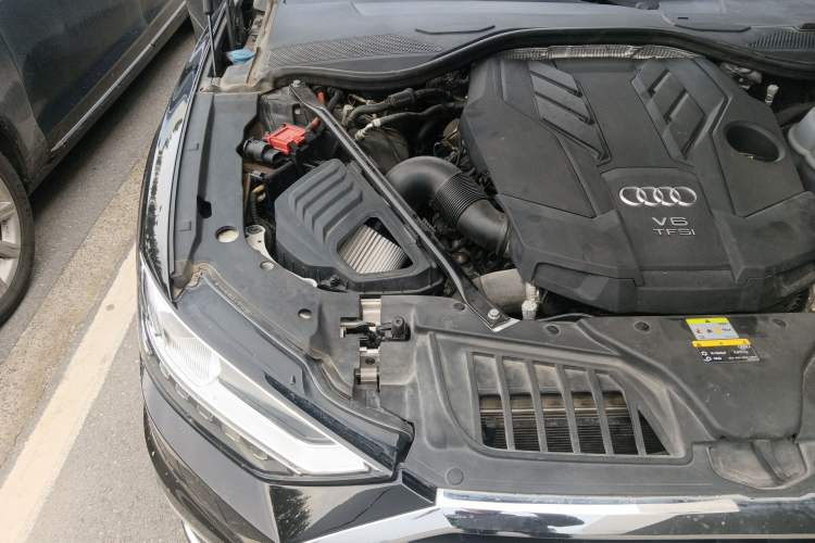 Used Audi A8 New Energy 2021 A8L 60 TFSIe quattro Engine Bay Right