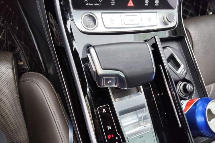 Used Audi A8 New Energy 2021 A8L 60 TFSIe quattro Gear Lever