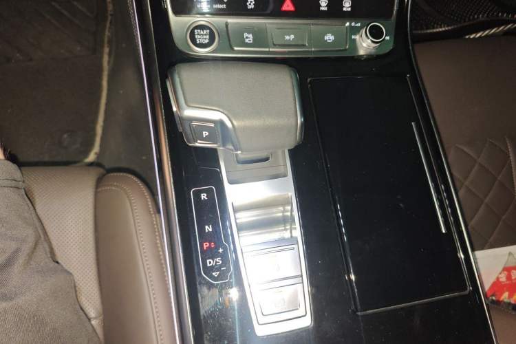 Used Audi A8 New Energy 2021 A8L 60 TFSIe quattro Gear Lever