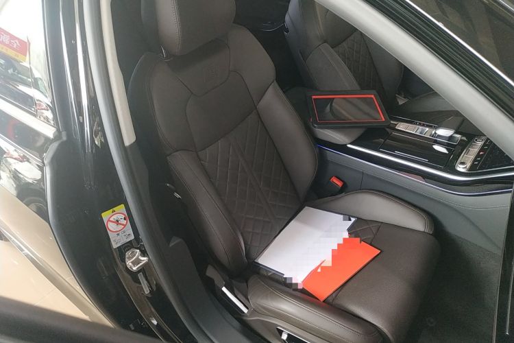 Used Audi A8 New Energy 2021 A8L 60 TFSIe quattro Right Front Seat