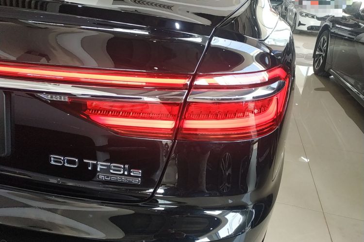 Used Audi A8 New Energy 2021 A8L 60 TFSIe quattro Right Rear Taillight