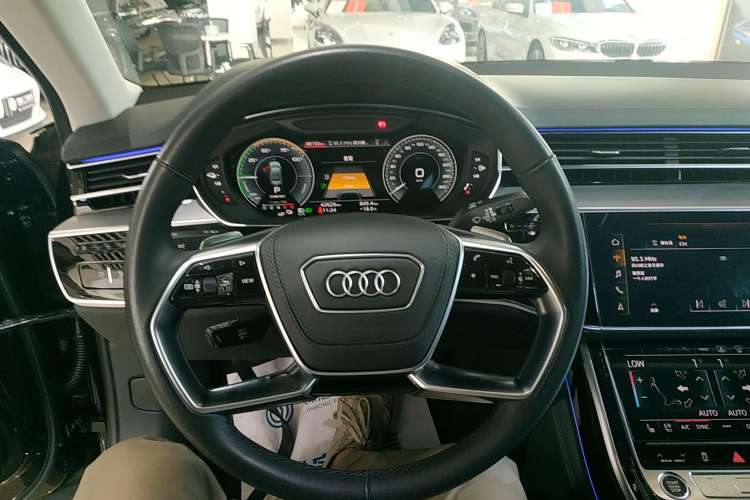 Used Audi A8 New Energy 2021 A8L 60 TFSIe quattro Steering Wheel