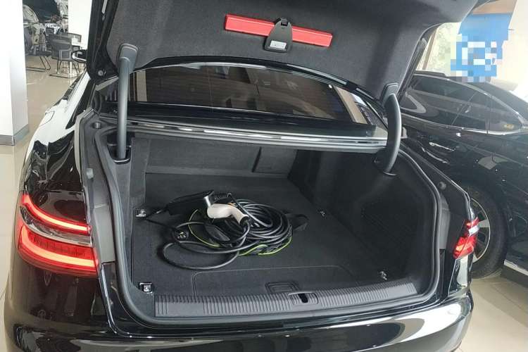 Used Audi A8 New Energy 2021 A8L 60 TFSIe quattro Trunk