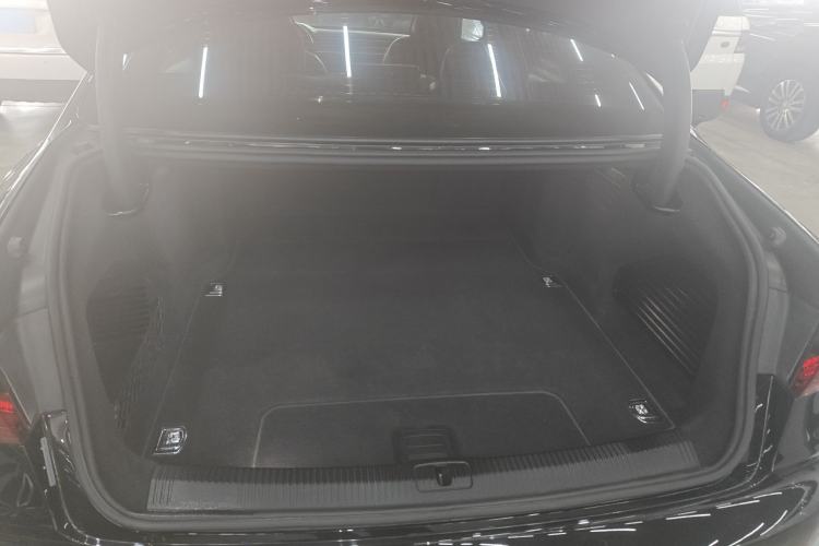 Used Audi A8 New Energy 2021 A8L 60 TFSIe quattro Trunk