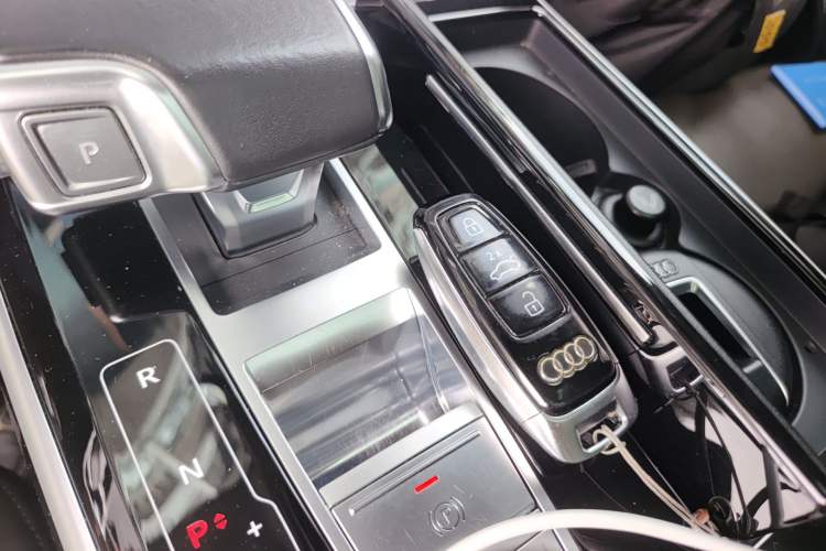 Used Audi A8 New Energy 2021 A8L 60 TFSIe quattro Vehicle Key