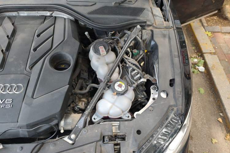 Used Audi A8 New Energy 2022 A8L 60 TFSIe quattro Collection Edition Engine Bay Left