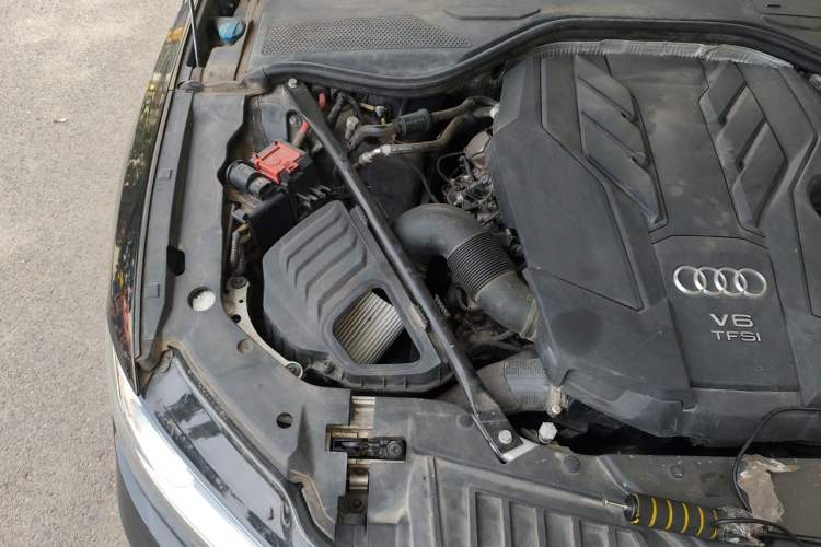 Used Audi A8 New Energy 2022 A8L 60 TFSIe quattro Collection Edition Engine Bay Right
