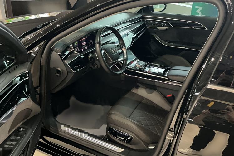 Used Audi A8 New Energy 2022 A8L 60 TFSIe quattro Collection Edition Interior 2