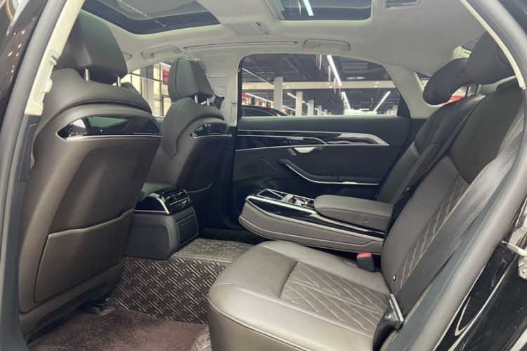 Used Audi A8 New Energy 2022 A8L 60 TFSIe quattro Collection Edition Interior 7