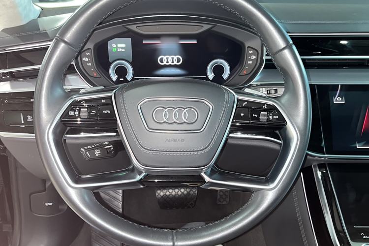 Used Audi A8 New Energy 2022 A8L 60 TFSIe quattro Collection Edition Steering Wheel
