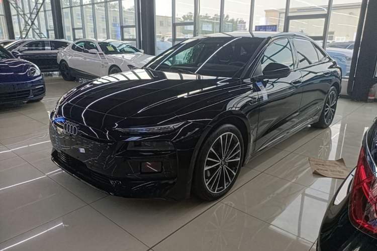 Audi A6L e-tron 2026 Model First Launch Qiankun Smart Driving Edition