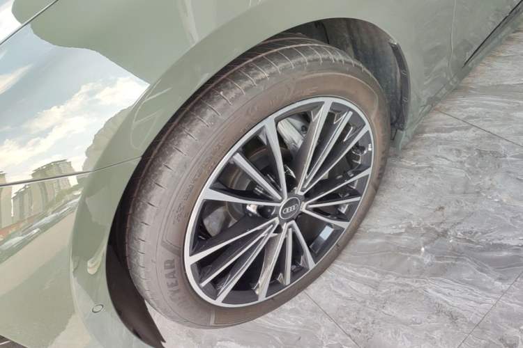 Used Audi A6L e-tron 2026 Model First Launch Qiankun Smart Driving Edition Left Front Wheel Hub