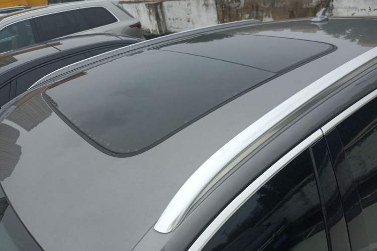 Used Audi e-tron 2019 55 quattro Technology Edition Roof