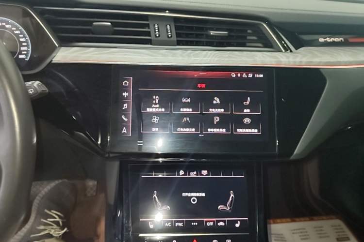 Used Audi e-tron 2019 55 quattro Fashion Edition Audio And AC Panel