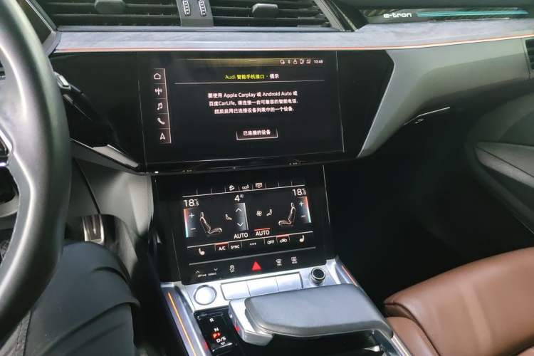 Used Audi e-tron 2019 55 quattro Technology Edition Audio And AC Panel