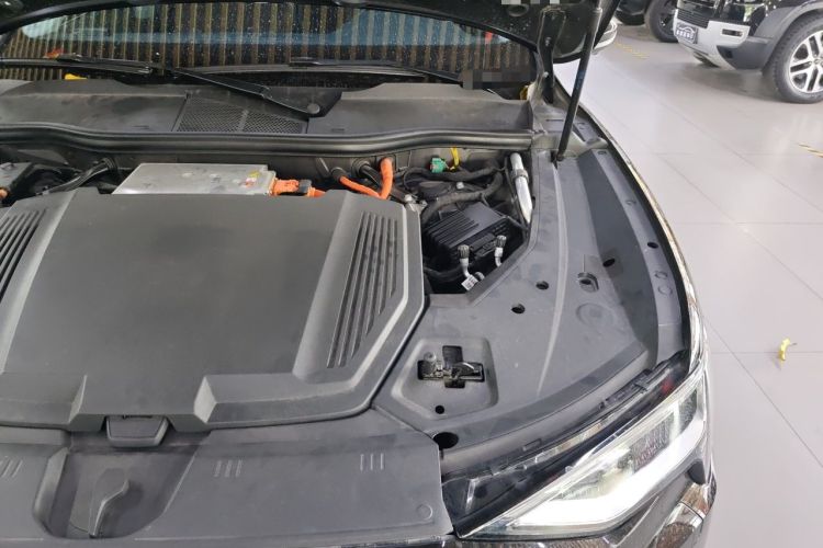 Used Audi e-tron 2019 55 quattro Technology Edition Engine Bay Left
