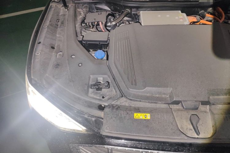 Used Audi e-tron 2019 55 quattro Technology Edition Engine Bay Right