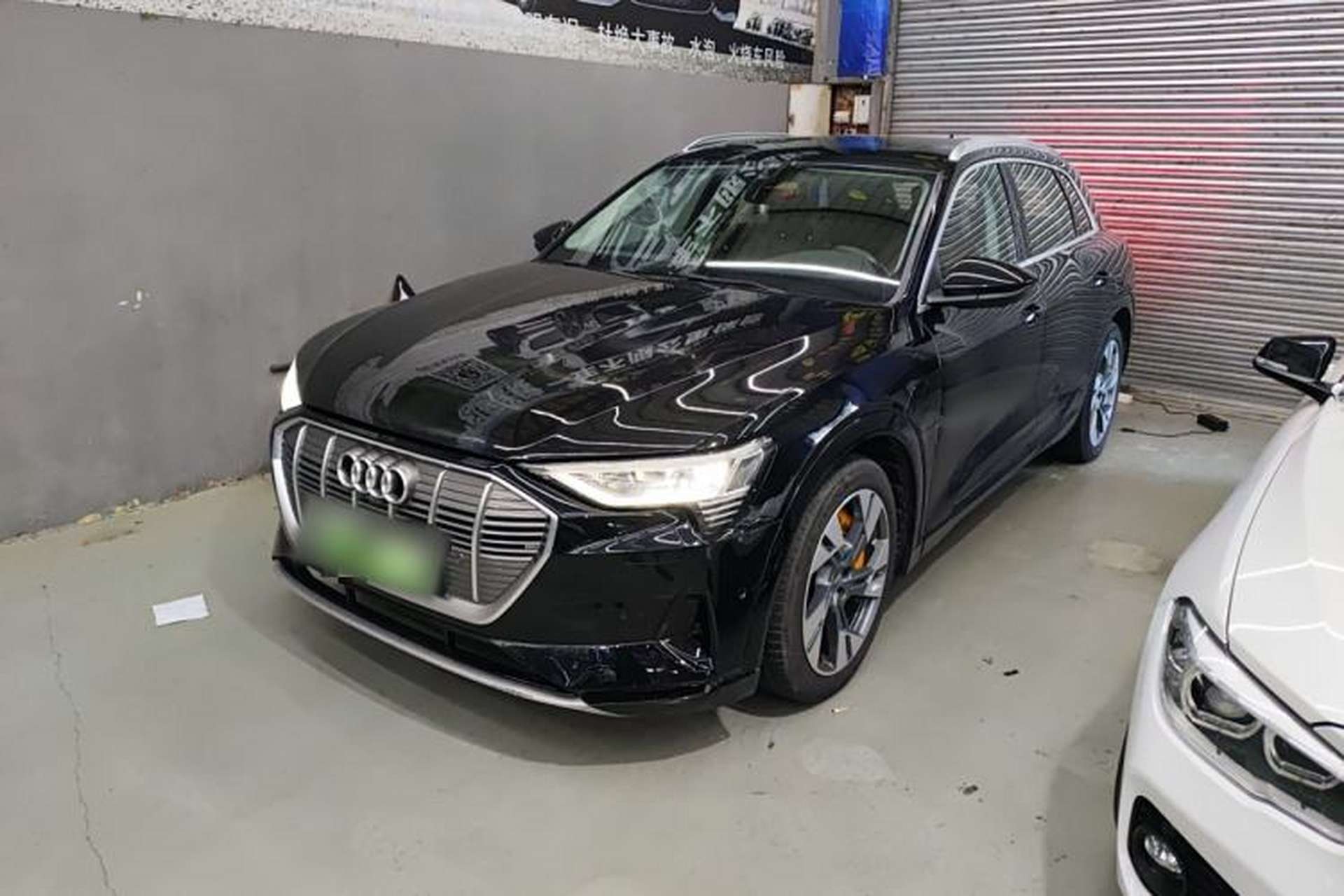 Used Audi e-tron 2019 55 quattro Technology Edition Front Left 45 Deg