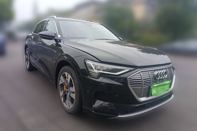 Used Audi e-tron 2019 55 quattro Fashion Edition Front Right 45 Deg