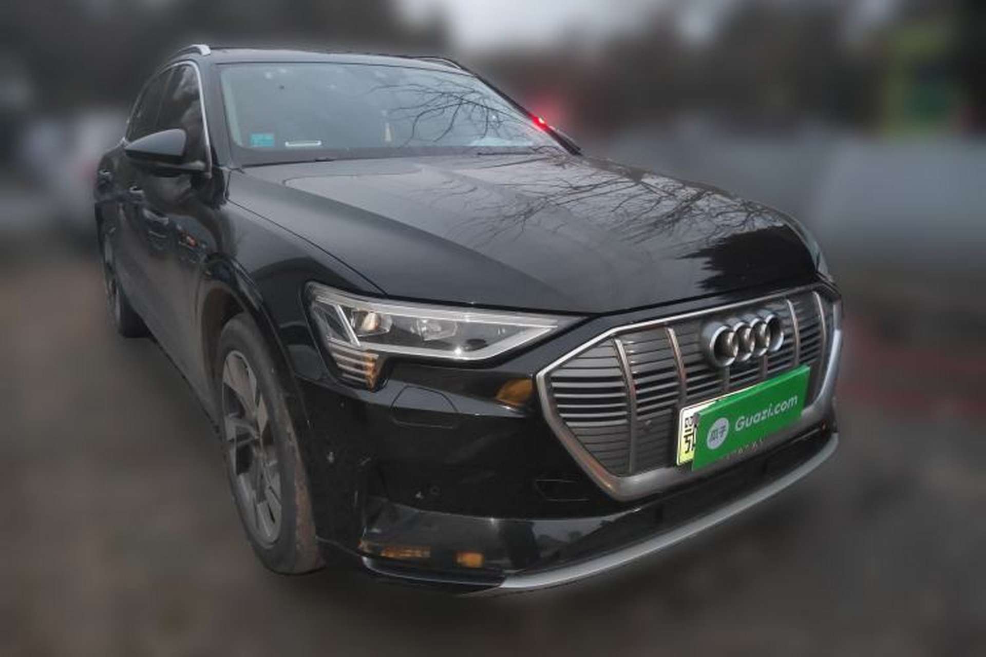 Used Audi e-tron 2019 55 quattro Fashion Edition Front Right 45 Deg