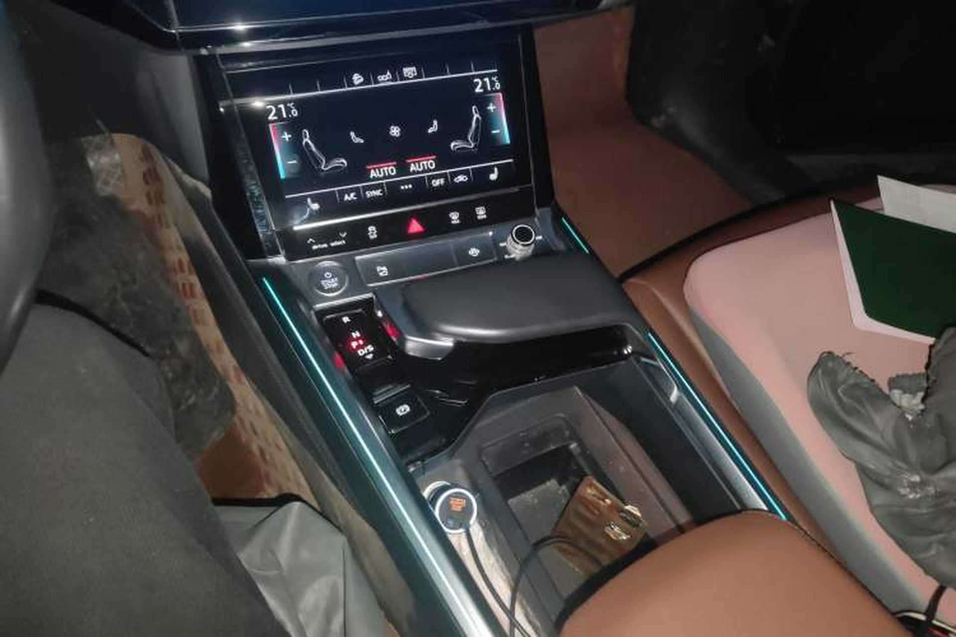 Used Audi e-tron 2019 55 quattro Fashion Edition Gear Lever