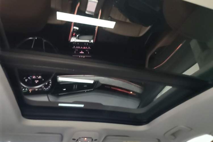 Used Audi e-tron 2019 55 quattro Fashion Edition Headliner