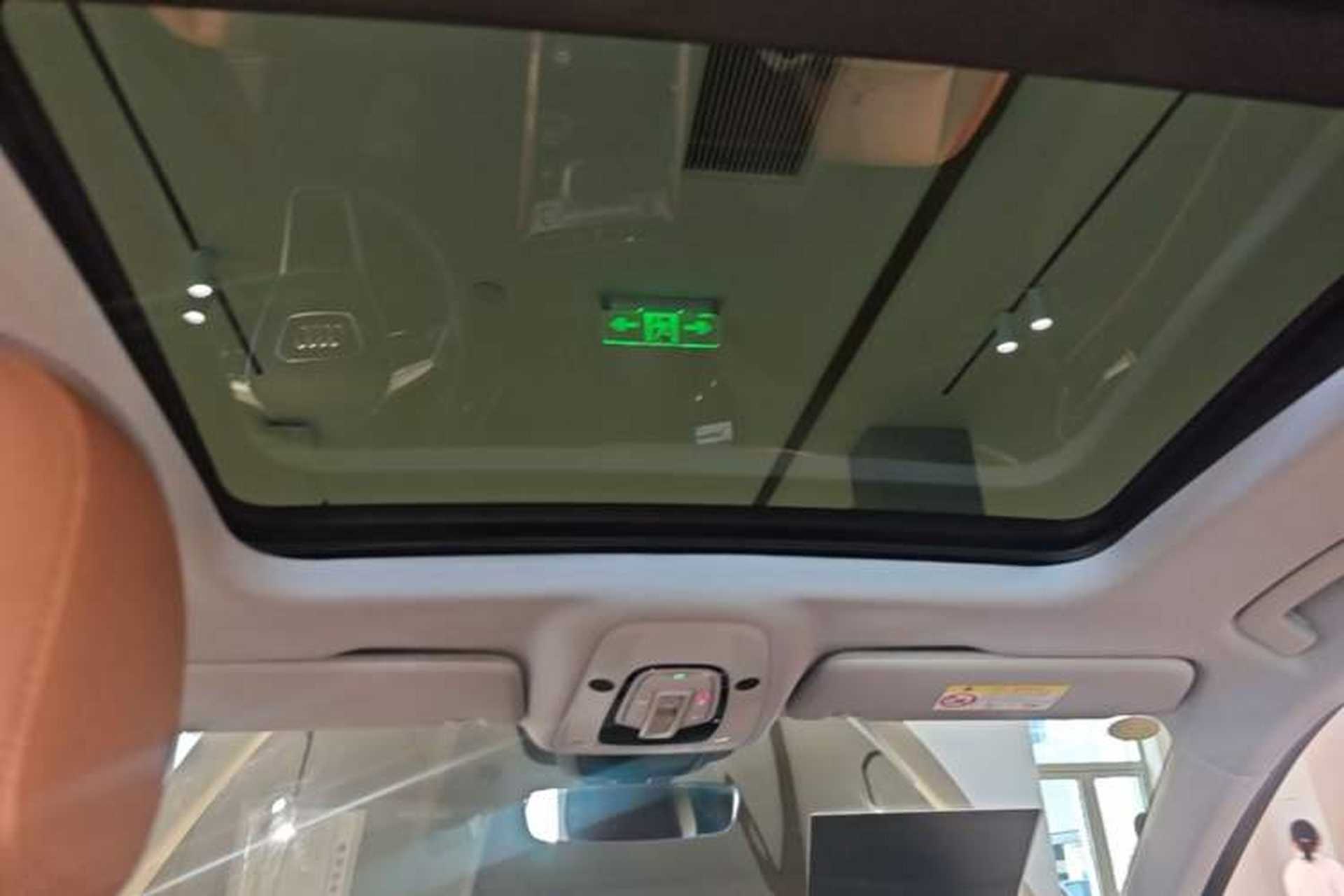 Used Audi e-tron 2019 55 quattro Fashion Edition Headliner