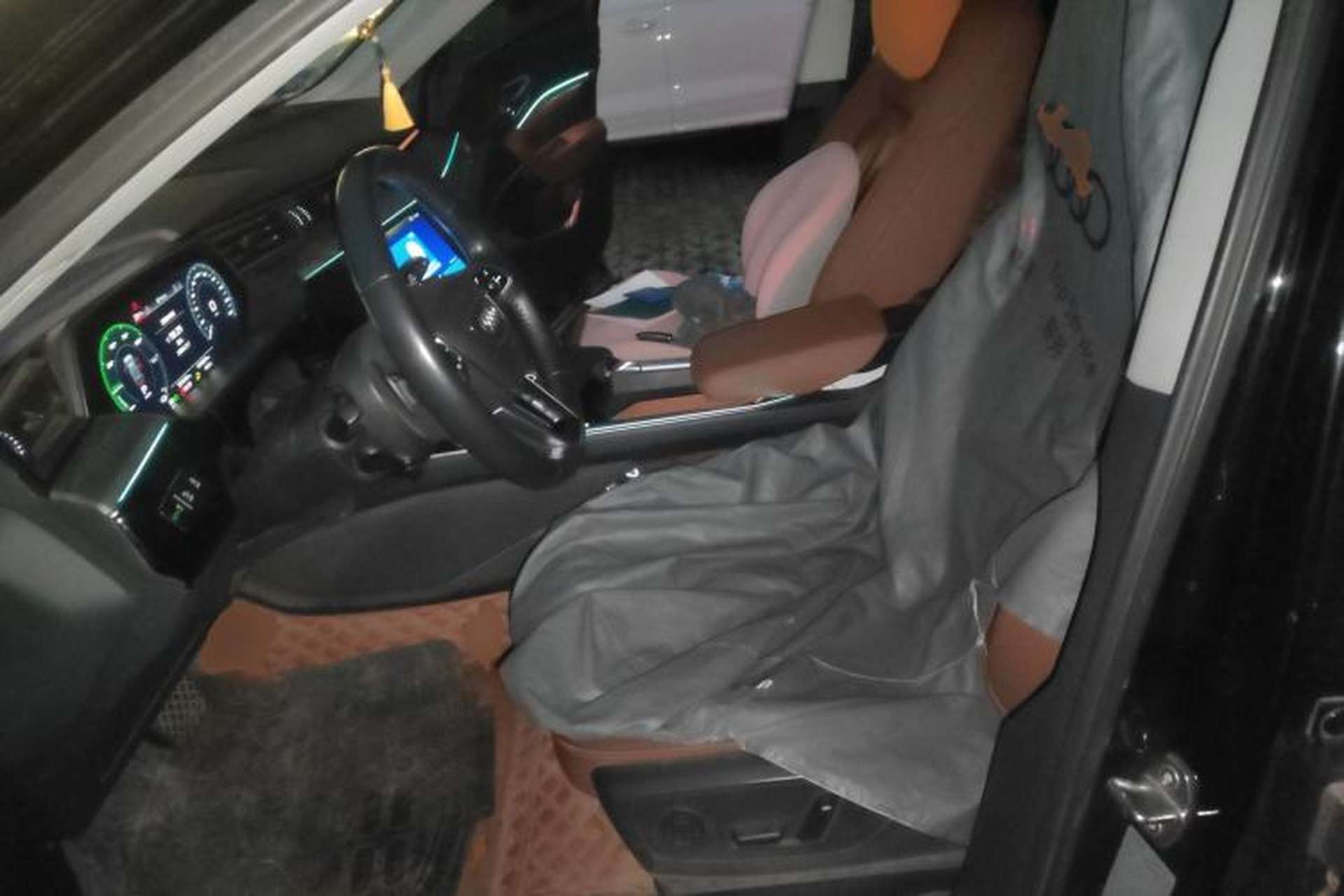 Used Audi e-tron 2019 55 quattro Fashion Edition Left Front Seat