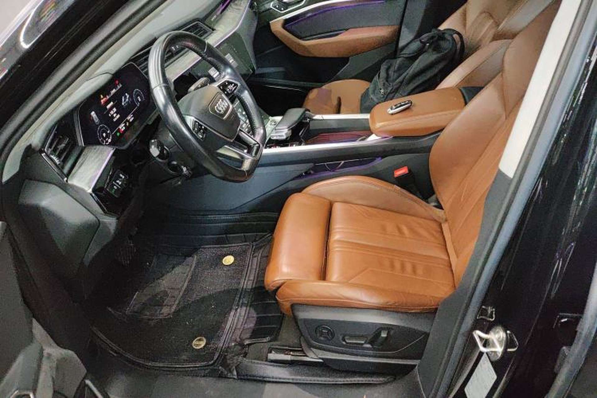 Used Audi e-tron 2019 55 quattro Technology Edition Left Front Seat