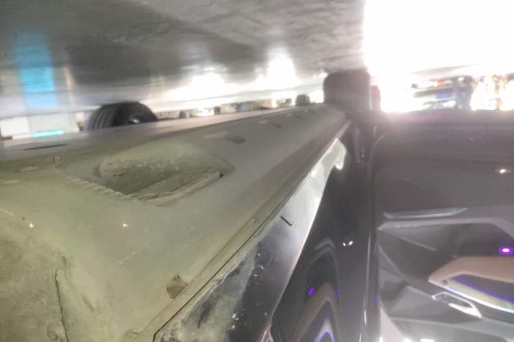 Used Audi e-tron 2019 55 quattro Technology Edition Left Side Sill