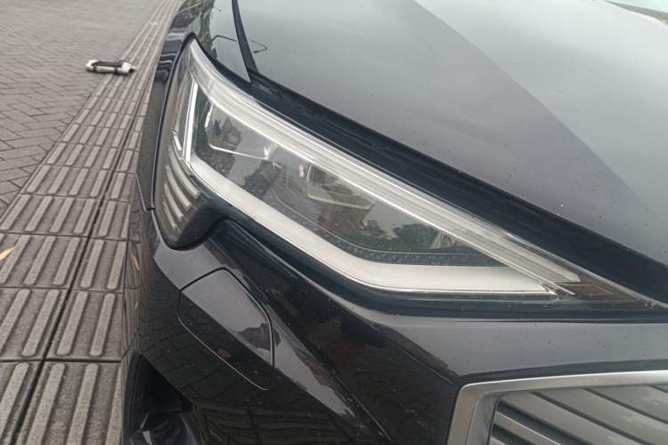 Used Audi e-tron 2019 55 quattro Fashion Edition Right Front Headlight