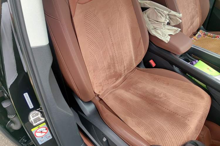 Used Audi e-tron 2019 55 quattro Fashion Edition Right Front Seat