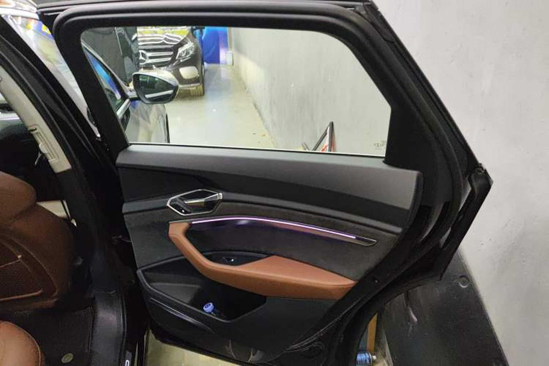 Used Audi e-tron 2019 55 quattro Technology Edition Right Rear Door Interior