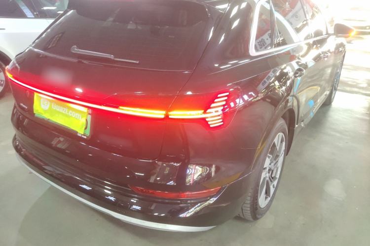 Used Audi e-tron 2019 55 quattro Technology Edition Right Rear Taillight